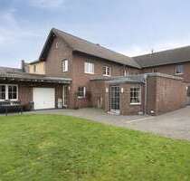 Haus zum Kaufen in Gangelt Stahe 325.000,00 € 225 m² - Gangelt / Stahe