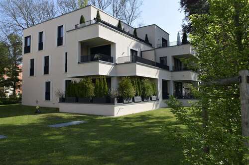 Foto - Wohnung zum Mieten in Augsburg 1.495,00 € 87.32 m²