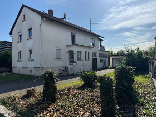 Foto - Haus zum Kaufen in Rheinstetten 585.000,00 € 230 m²