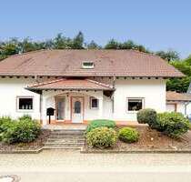 Haus zum Kaufen in Hettenhausen 498.000,00 € 259 m²