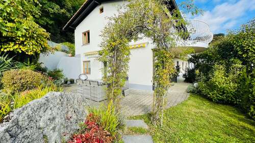 Foto - Wohnung zum Mieten in Grenzach-Wyhlen 1.400,00 € 96 m²