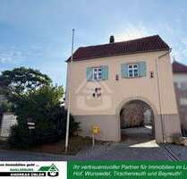 Haus zum Kaufen in Hohenberg an der Eger 160.000,00 € 86 m²