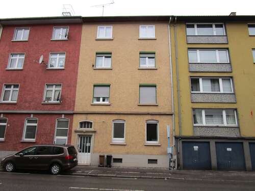 Foto - Haus zum Kaufen in Pforzheim-Südstadt 420.000,00 € 237.09 m²