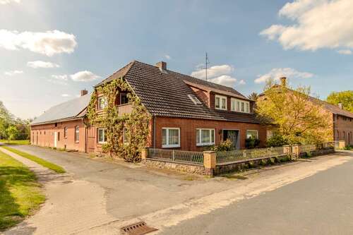 Foto - Haus zum Kaufen in Küsten Göttien 350.000,00 € 320 m²