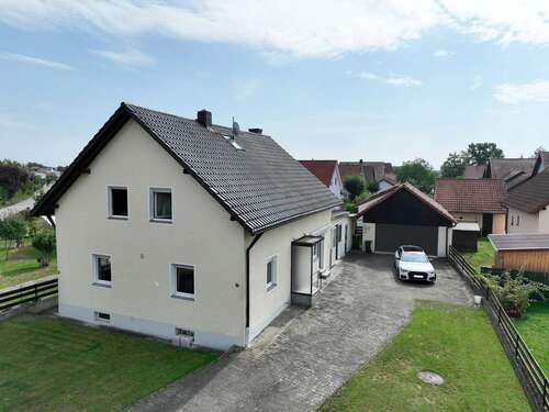 Foto - Haus zum Kaufen in Pfatter 360.000,00 € 159.65 m²