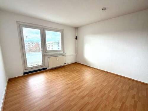 Foto - Wohnung zum Mieten in Plauen 281,50 € 56.3 m²