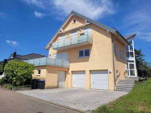 Foto - Haus zum Kaufen in Straubenhardt 750.000,00 € 285 m²