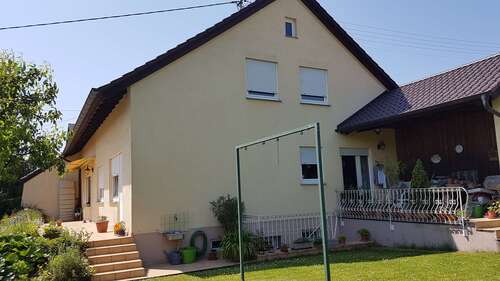 Foto - Wohnung zum Mieten in Bornheim 600,00 € 92 m²