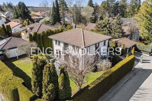 Foto - Haus zum Kaufen in Strasslach 2.900.000,00 € 246 m²