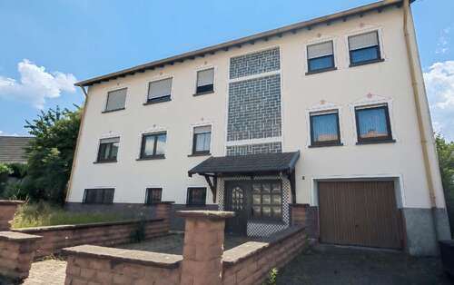 Foto - Haus zum Kaufen in Eppenbrunn 189.000,00 € 245 m²