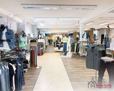 Foto - Einzelhandel in Neustadt a d Aisch 2.500,00 € 383 m²