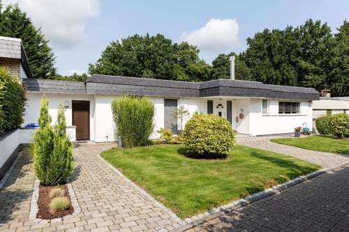 Foto - Haus zum Kaufen in Leverkusen 795.000,00 € 219 m²