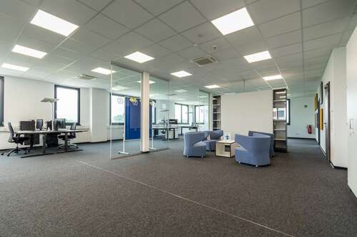 Foto - Büro in Großmehring 3.475,00 € 330.87 m²