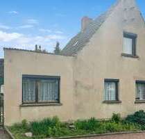 Haus zum Kaufen in Hillersleben 69.999,00 € 82 m²