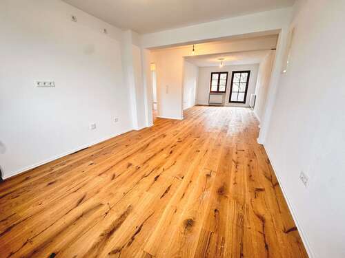 Foto - Wohnung zum Kaufen in Heßdorf 319.000,00 € 77.12 m²