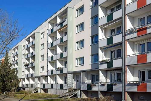 Foto - Wohnung zum Mieten in Halle (Saale) 364,56 € 60.76 m²