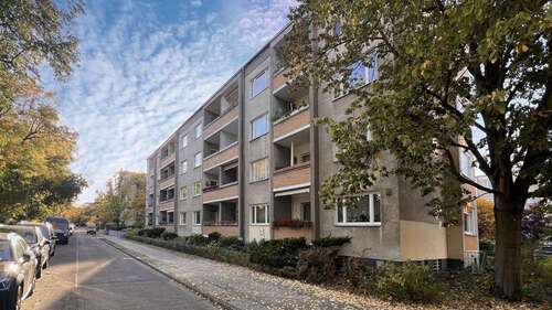 Foto - Wohnung zum Kaufen in Berlin 300.000,00 € 77 m²