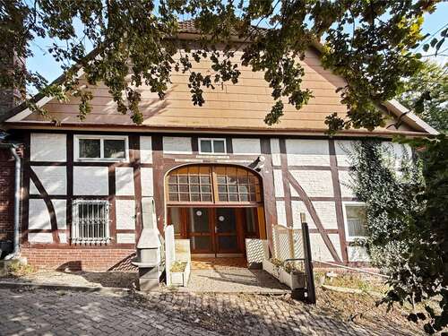 Foto - Haus zum Kaufen in Hessisch Oldendorf 150.000,00 € 144.76 m²