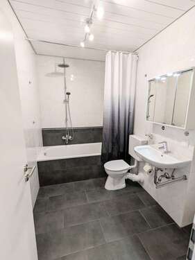 Foto - Wohnung zum Mieten in Neuhofen 845,00 € 67 m²