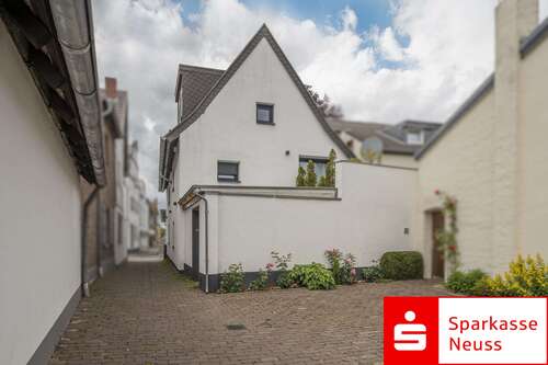 Foto - Haus zum Kaufen in Korschenbroich 319.000,00 € 128.19 m²
