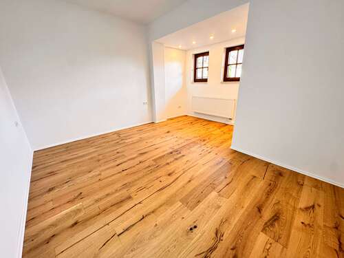 Foto - Wohnung zum Kaufen in Heßdorf 259.000,00 € 65.37 m²