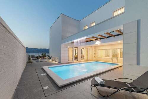 Foto - Haus zum Kaufen in Brac 1.850.000,00 € 304 m²