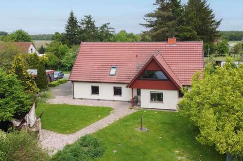 Foto - Haus zum Kaufen in Tribsees 315.000,00 € 179.21 m²