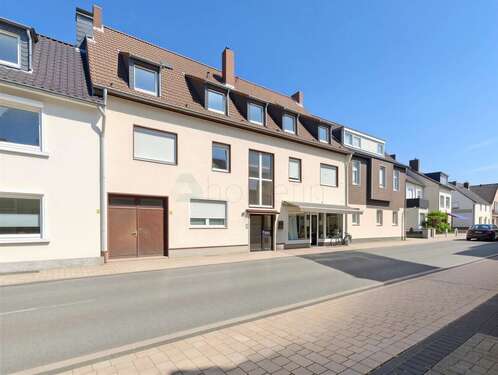 Foto - Haus zum Kaufen in Monheim am Rhein 789.000,00 € 348 m²