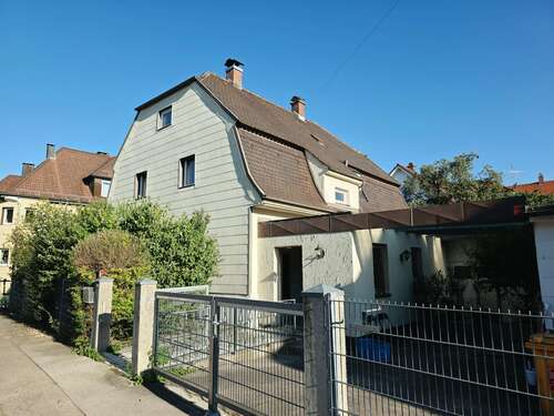 Foto - Haus zum Kaufen in Augsburg 569.000,00 € 179 m²