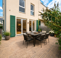 Haus zum Kaufen in Berlin-Haselhorst 640.000,00 € 150.57 m²