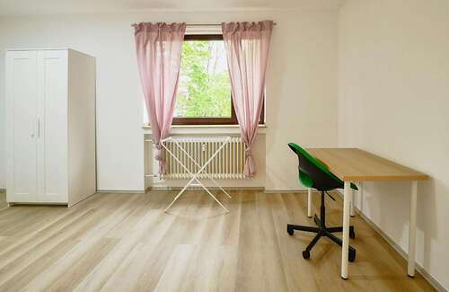 Foto - WG-Zimmer in Düsseldorf 609,00 € 10 m²