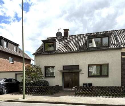Foto - Haus zum Kaufen in Neukirchen-Vluyn 295.000,00 € 172 m²