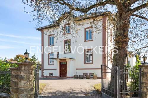 Foto - Haus zum Mieten in Oberursel 7.450,00 € 360 m²