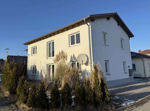 Foto - Haus zum Kaufen in Schierling 495.000,00 € 200 m²