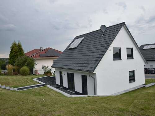 Foto - Haus zum Kaufen in Vettelschoß 399.000,00 € 135 m²