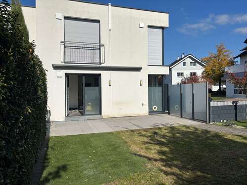 Foto - Haus zum Mieten in Bietigheim 2.400,00 € 160 m²