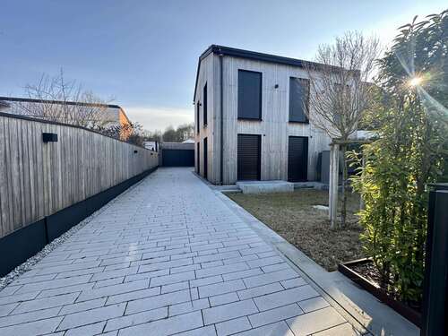 Foto - Haus zum Kaufen in Regensburg 1.690.000,00 € 208 m²