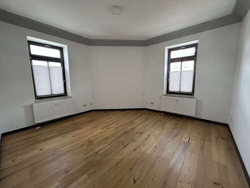 Foto - Wohnung zum Mieten in Zwickau 460,00 € 65.76 m²