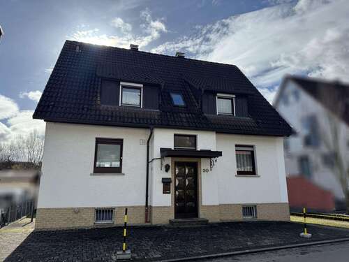 Foto - Haus zum Kaufen in Holzmaden 655.000,00 € 170 m²