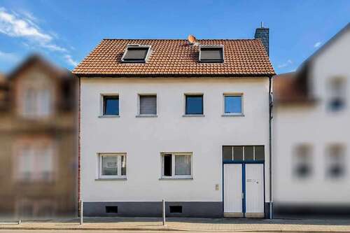Foto - Haus zum Kaufen in Zeilsheim 799.000,00 € 224 m²