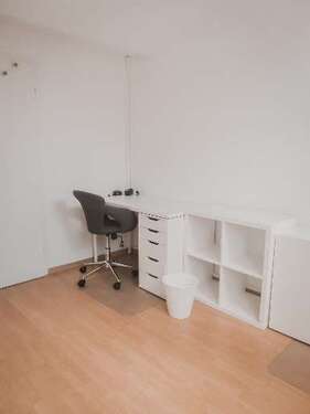 Foto - Büro in Walldorf 727,00 € 18 m²