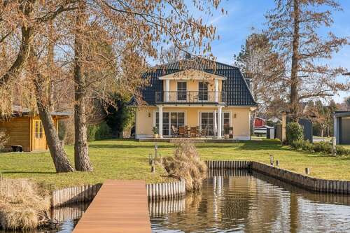 Foto - Haus zum Kaufen in Schwerin 1.950.000,00 € 226 m²