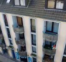 Haus zum Kaufen in Krefeld 1.200.000,00 € 922.48 m²