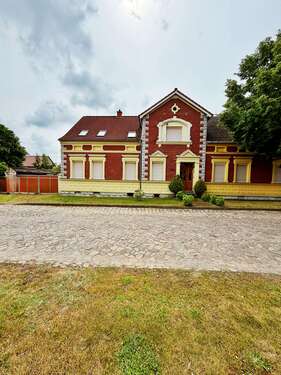 Foto - Haus zum Kaufen in Coswig (Thießen) 289.000,00 € 258 m²