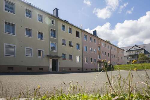 Foto - Wohnung zum Mieten in Hirschberg 476,80 € 59.6 m²