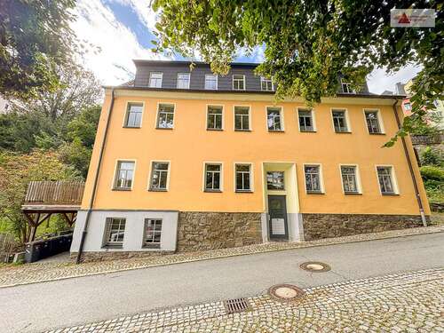 Foto - Haus zum Kaufen in SchwarzenbergErzgebirge 275.000,00 € 330.51 m²
