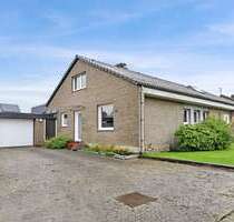 Haus zum Kaufen in Kaarst 849.000,00 € 272.13 m²