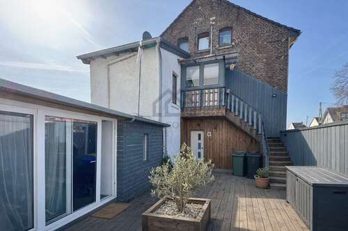 Foto - Haus zum Kaufen in Erftstadt Bliesheim 299.000,00 € 190 m²