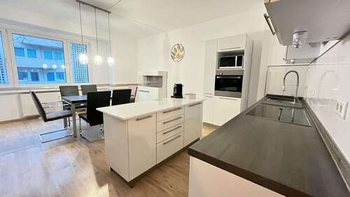 Foto - WG-Zimmer in Düsseldorf 900,00 € 45 m²