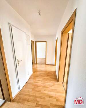 Foto - Wohnung zum Mieten in Oelsnitz OT Neuwürschnitz 396,00 € 66 m²